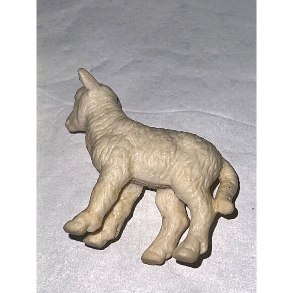 Schliech Baby standing lamb blue dot retired - Picture 3 of 3